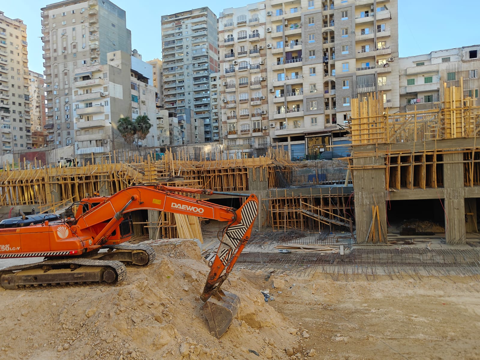 Commercial unit for sale in Raqia project in a prime location in Ibrahimiya